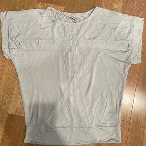 Puma Crew Neck Short Sleeve Shirt - Size XS
